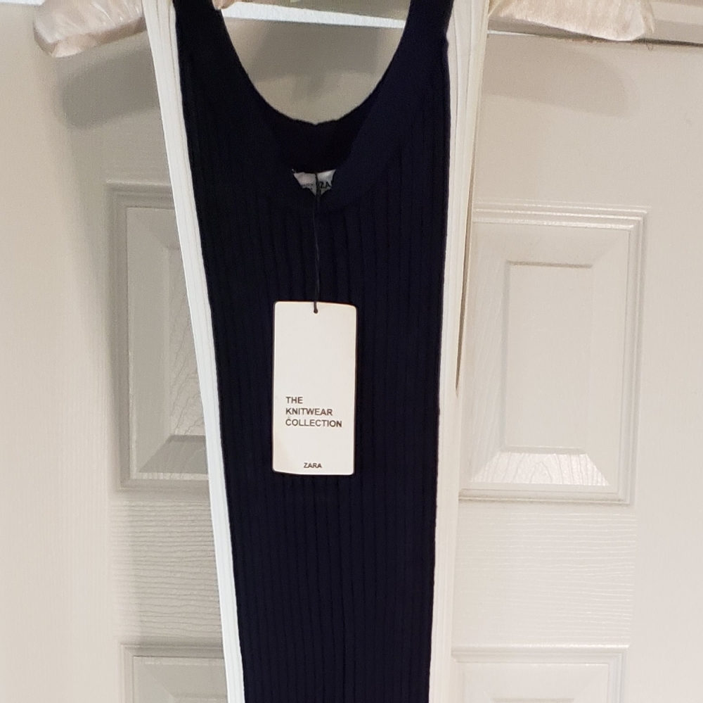 Long dress, form fitting